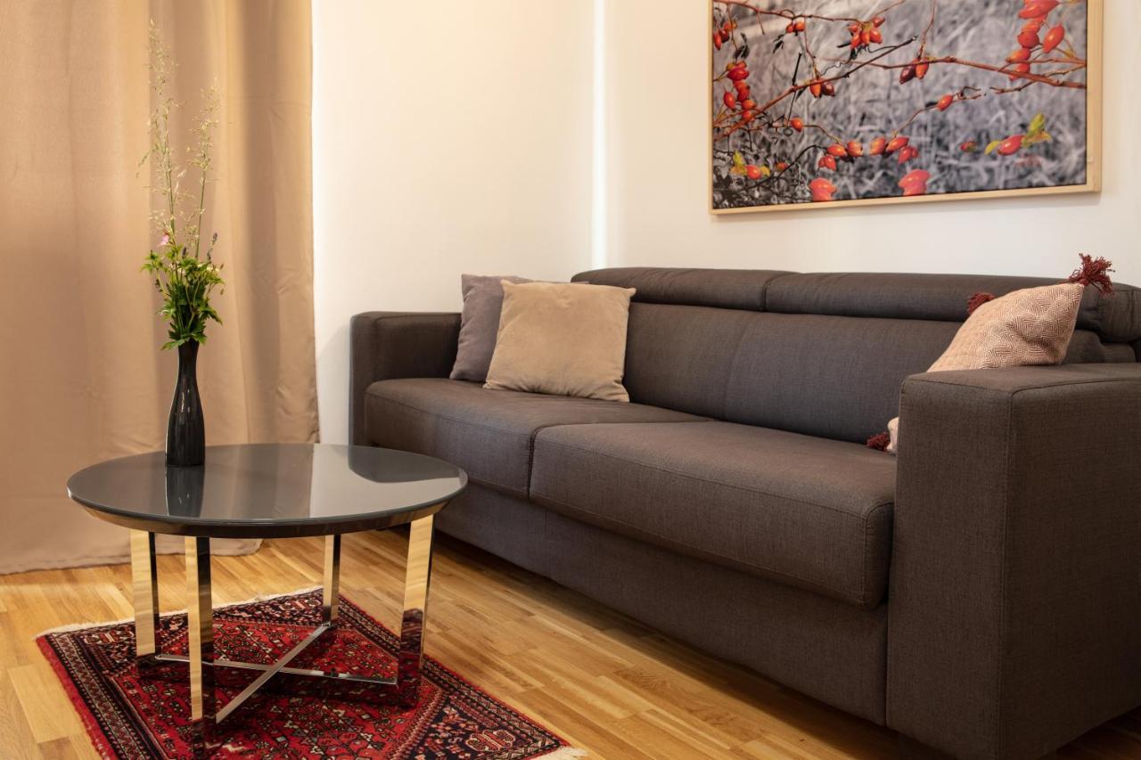 Pannonia Appartements 2 네우시에들암시 외부 사진